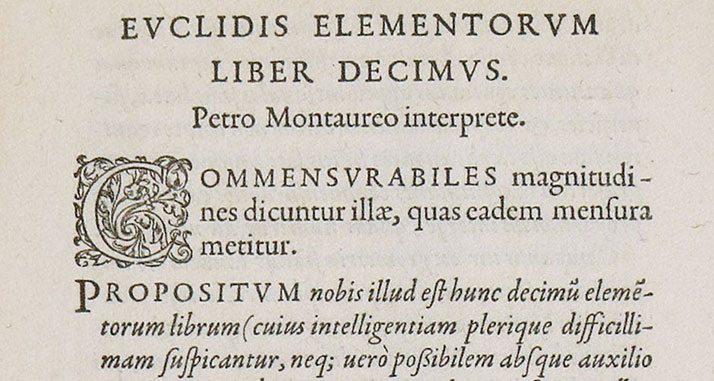 Et eksempel fra 1551 som viser initial uten sammenbinding med teksten.